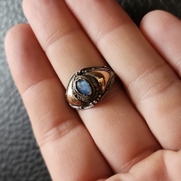 VTG sterling silver ring- size 8 - Picture 2 of 11